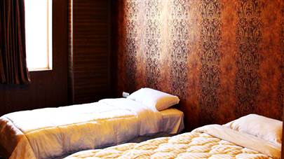 اتاق دو تخته تویین هتل زنده رود اصفهان (یاقوت سابق)